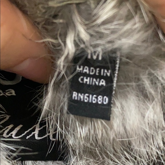 525 America Rabbit Fur Vest - Picture 7 of 7